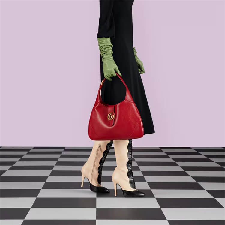 Replica-Gucci-Aphrodite-Medium-Shoulder-Bag-726274-AAA9F-6433-9.jpg