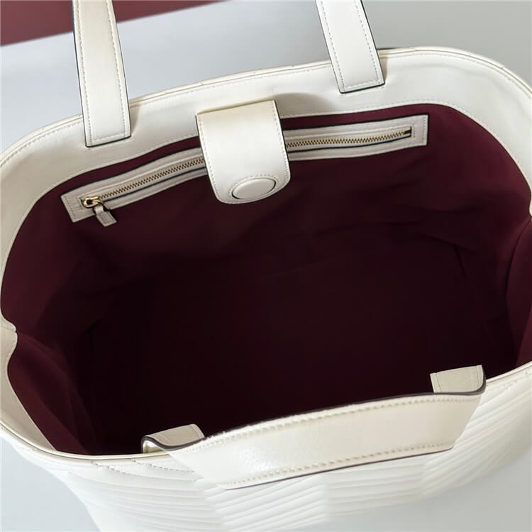Replica-Gucci-Betty-Medium-Tote-Bag-847387-AAFA1-9050-7.jpg