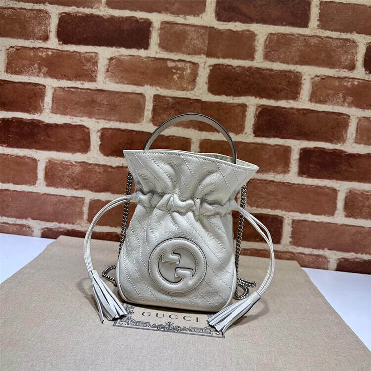 Replica-Gucci-Blondie-Mini-Bucket-Bag-760313-AACP7-9022-2.jpg