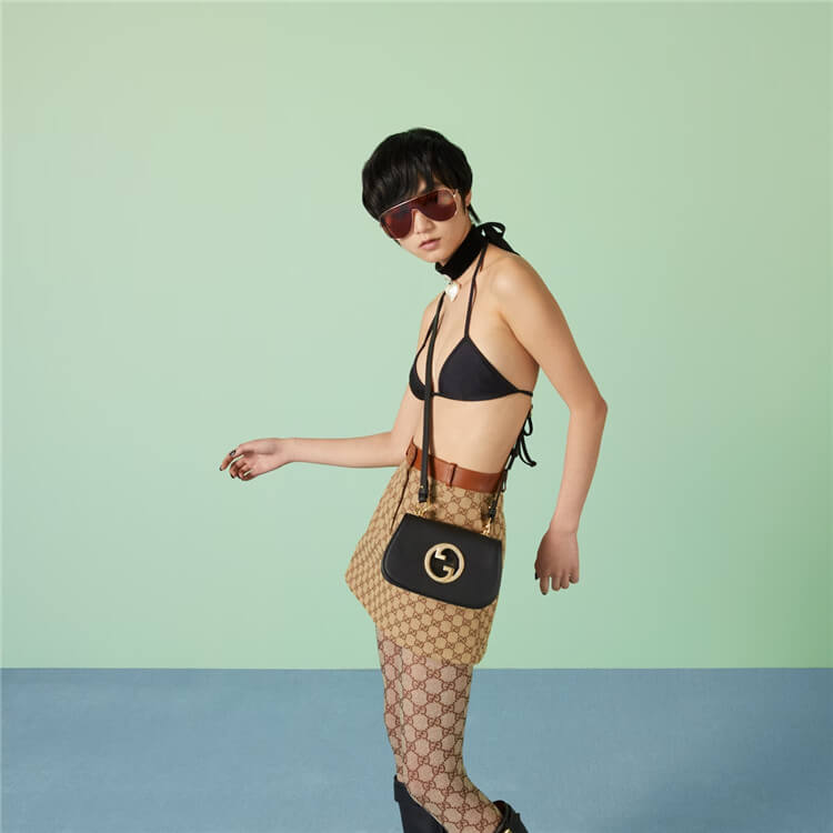 Replica-Gucci-Blondie-Mini-Shoulder-Bag-724645-UXX0G-1000-9.jpg