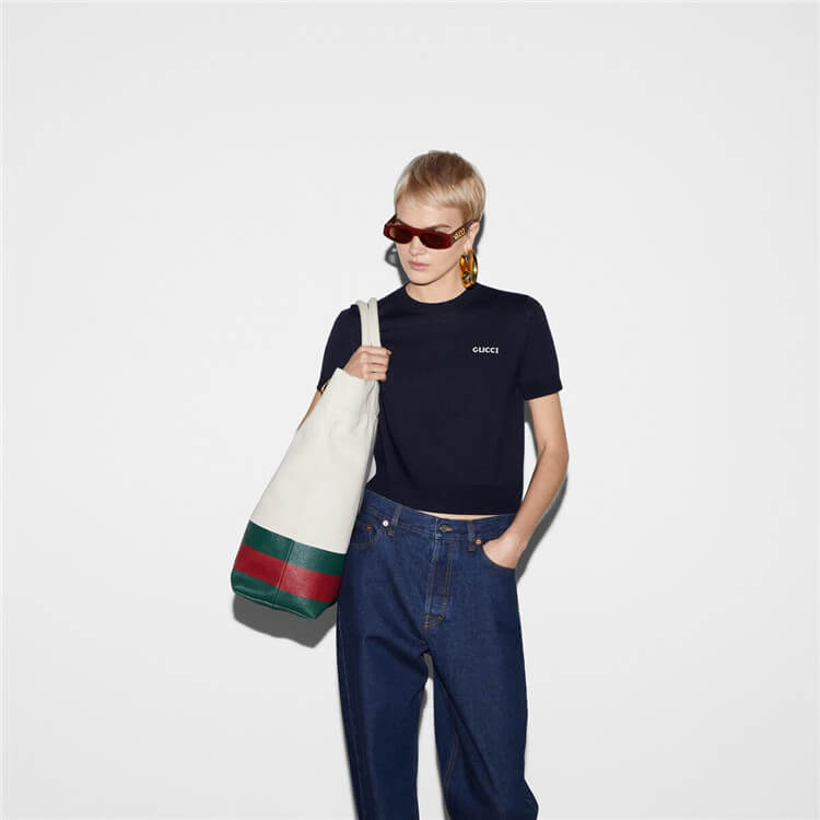 Replica-Gucci-Canvas-Tote-Bag-With-Embossed-Detail-779510-FAC4W-8477-8.jpg
