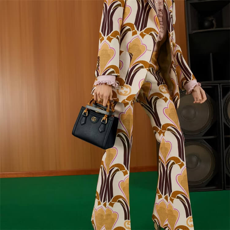 Replica-Gucci-Diana-Mini-Tote-Bag-702732-U3ZDT-1260-8.jpg