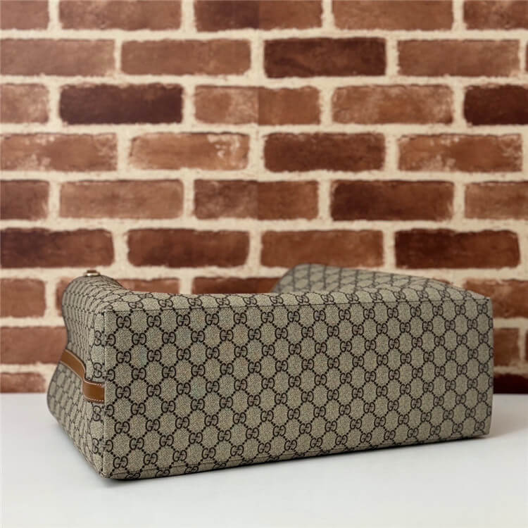 Replica-Gucci-GG-Emblem-Large-Tote-Bag-815212-FAD6L-9758-5.jpg