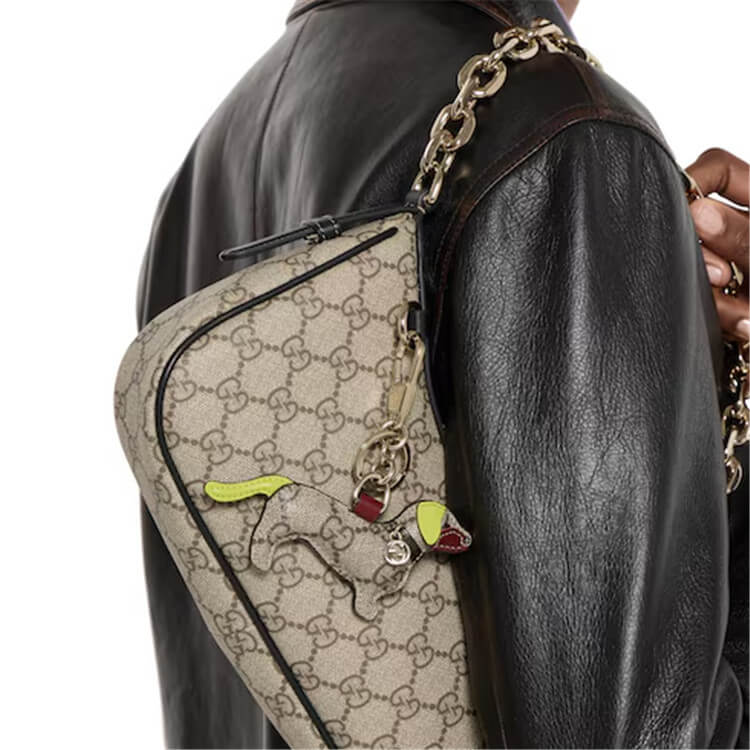 Replica-Gucci-GG-Emblem-Small-Shoulder-Bag-847447-FAD6L-9741-7.jpg
