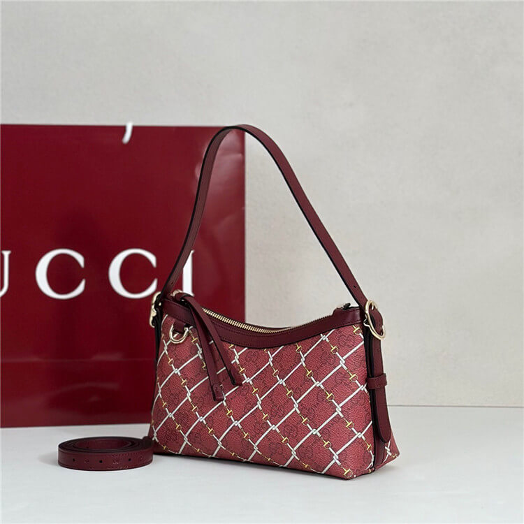 Replica-Gucci-GG-Emblem-Small-Shoulder-Bag-847450-FAFF1-6243-3.jpg