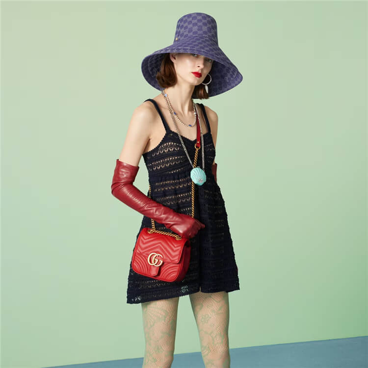 Replica-Gucci-GG-Marmont-Mini-Shoulder-Bag-739682-AABZC-6832-7.jpg
