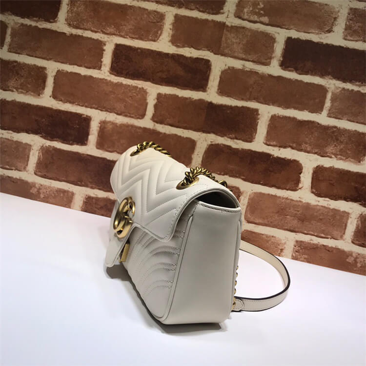 Replica-Gucci-GG-Marmont-Small-Matelasse-Shoulder-Bag-443497-DTDIT-9022-3.jpg