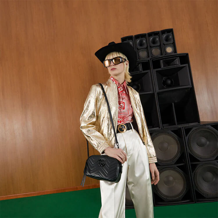 Replica-Gucci-GG-Marmont-Small-Shoulder-Bag-447632-DTDHV-1000-7.jpg