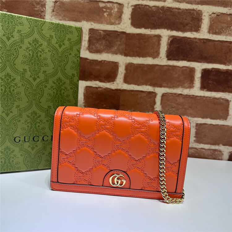 Replica-Gucci-GG-Matelasse-Chain-Wallet-723787-UM8IG-7519-2.jpg