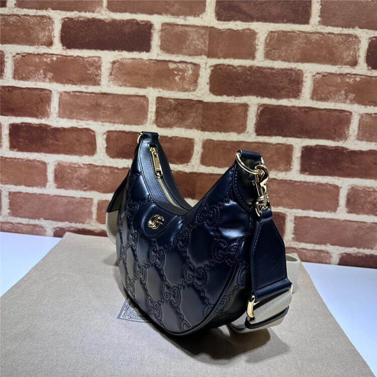 Replica-Gucci-GG-Matelasse-Small-Shoulder-Bag-739709-UM8HG-1046-3.jpg