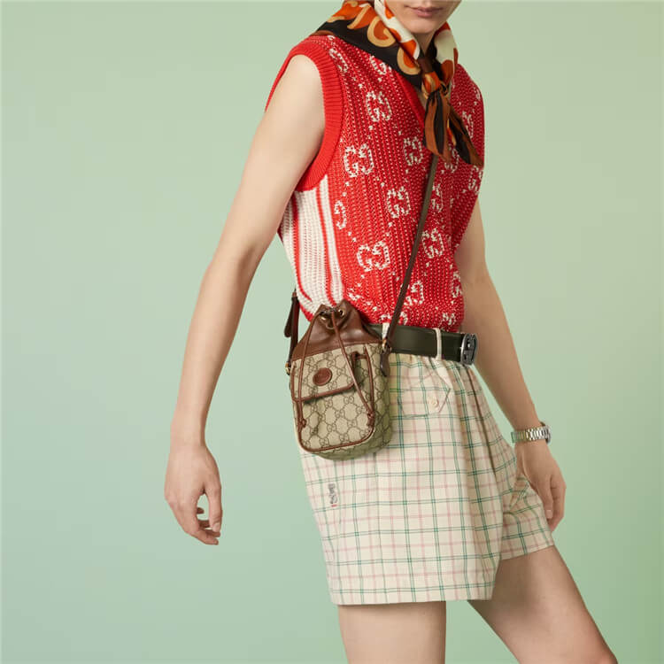 Replica-Gucci-GG-Mini-Bucket-Bag-With-Interlocking-G-746303-9AADJ-9745-7.jpg