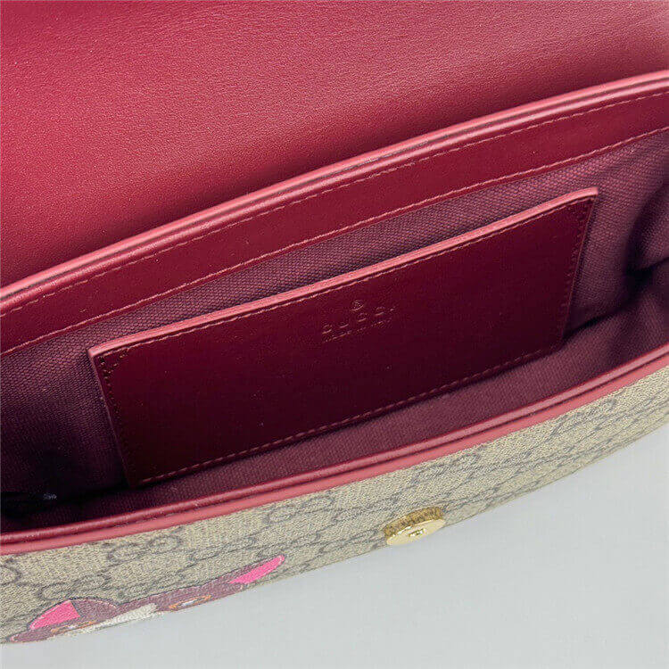 Replica-Gucci-GG-Mini-Shoulder-Bag-With-Cat-Detail-818764-FAEEP-8574-6.jpg