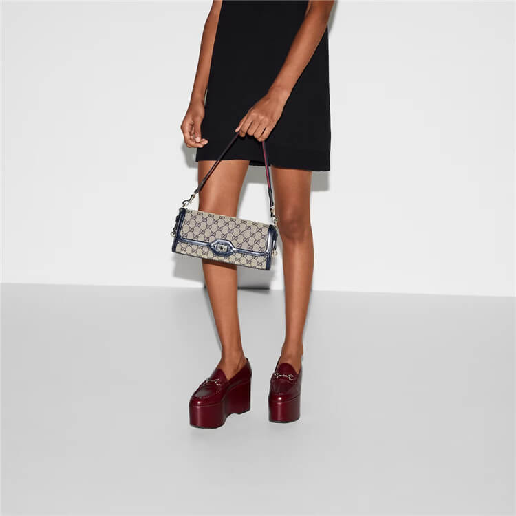 Replica-Gucci-Luce-Small-Shoulder-Bag-786027-FADAC-8559-8.jpg
