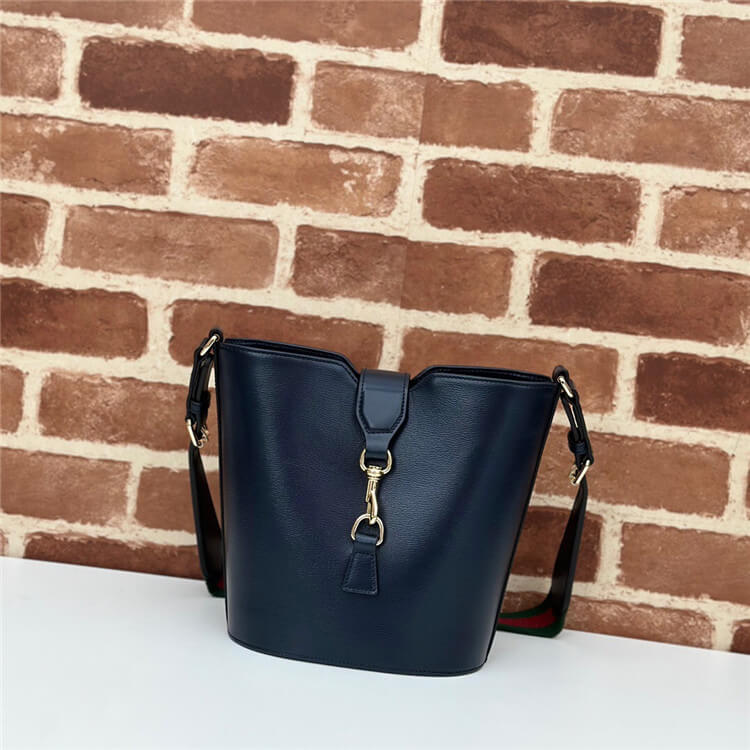 Replica-Gucci-Mini-Bucket-Shoulder-Bag-782908-AADDY-4955-2.jpg