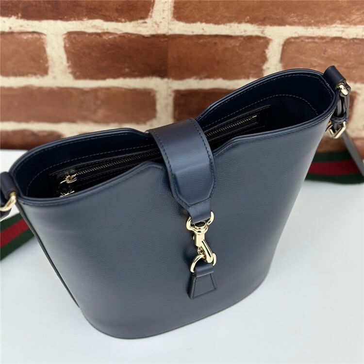 Replica-Gucci-Mini-Bucket-Shoulder-Bag-782908-AADDY-4955-6.jpg