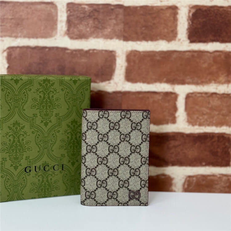 Replica-Gucci-Rosso-Ancora-Red-Interior-Passport-Case-795229-FACQC-9858-2.jpg