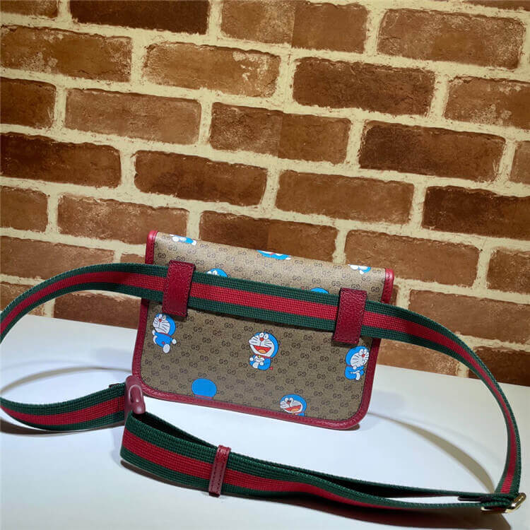 Replica-Gucci-Small-Belt-Bag-647817-2TJBG-8587-3.jpg