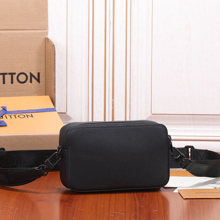 Replica-LV-Alpha-Wearable-Wallet-M59161-4.jpg