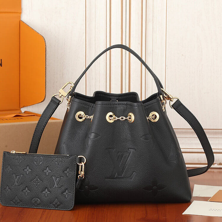 Replica-LV-Bundle-M47209-2.jpg
