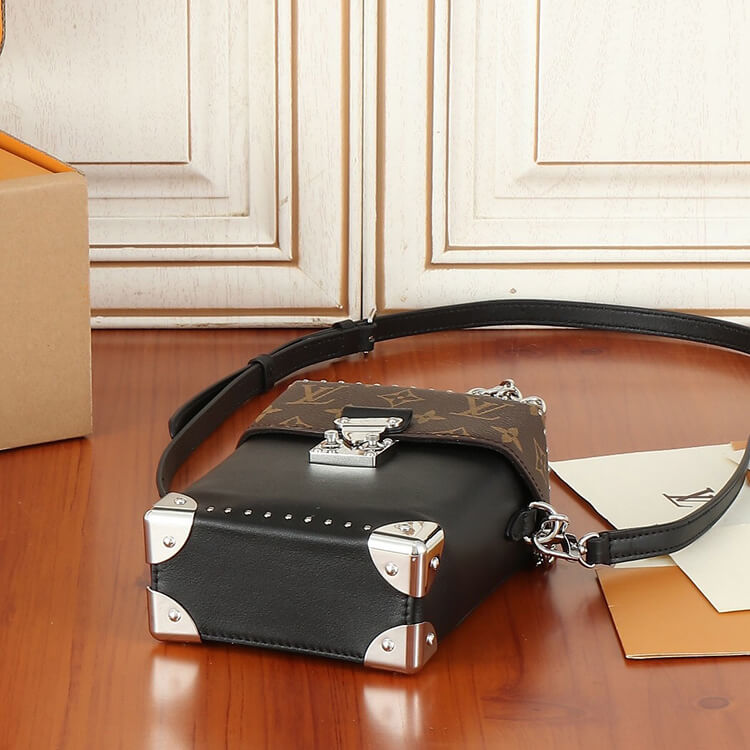 Replica-LV-Camera-Box-Vibe-M12362-5.jpg