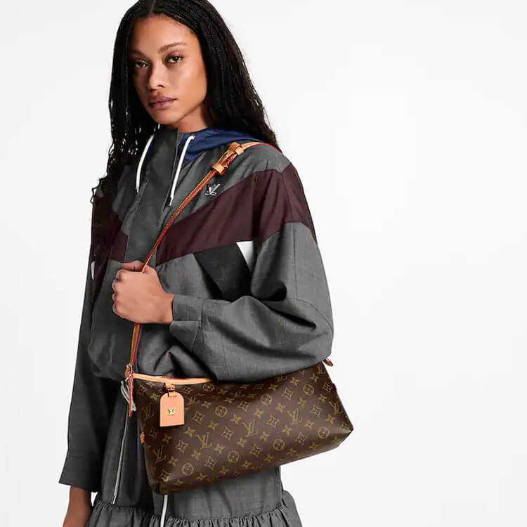 Replica-LV-CarryAll-East-West-M28101-8.jpg