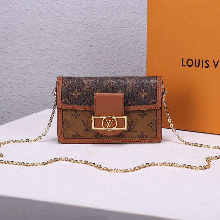 Replica-LV-Dauphine-Chain-Wallet-M68746-2.jpg