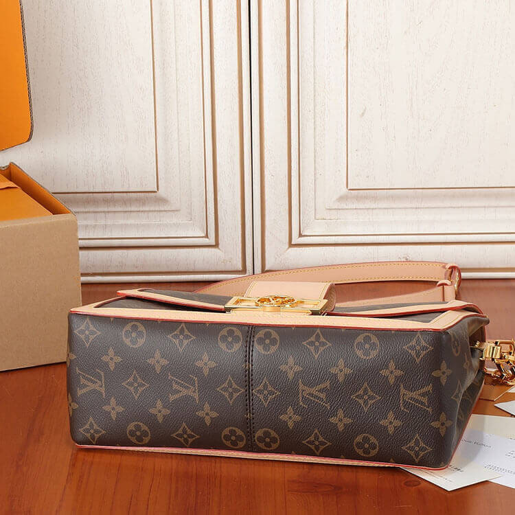 Replica-LV-Dauphine-Soft-GM-M47149-5.jpg