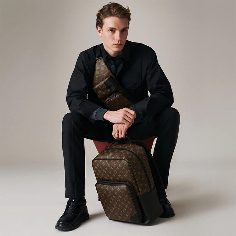 Replica-LV-Dean-Backpack-M45335-7.jpg