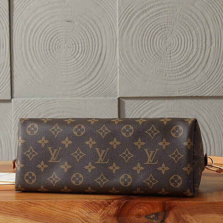 Replica-LV-Ever-More-PM-M15208-5.jpg