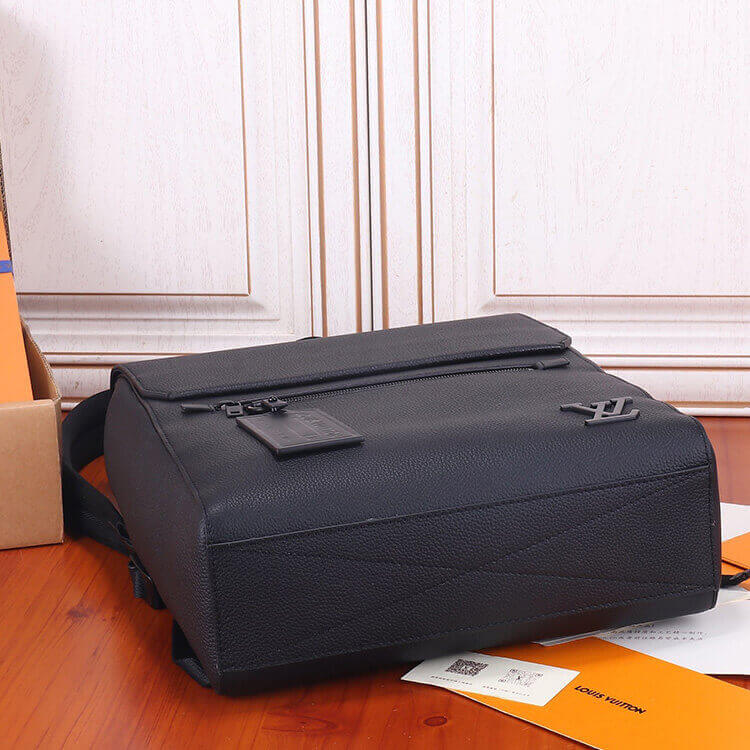 Replica-LV-Fastline-Backpack-M21367-5.jpg