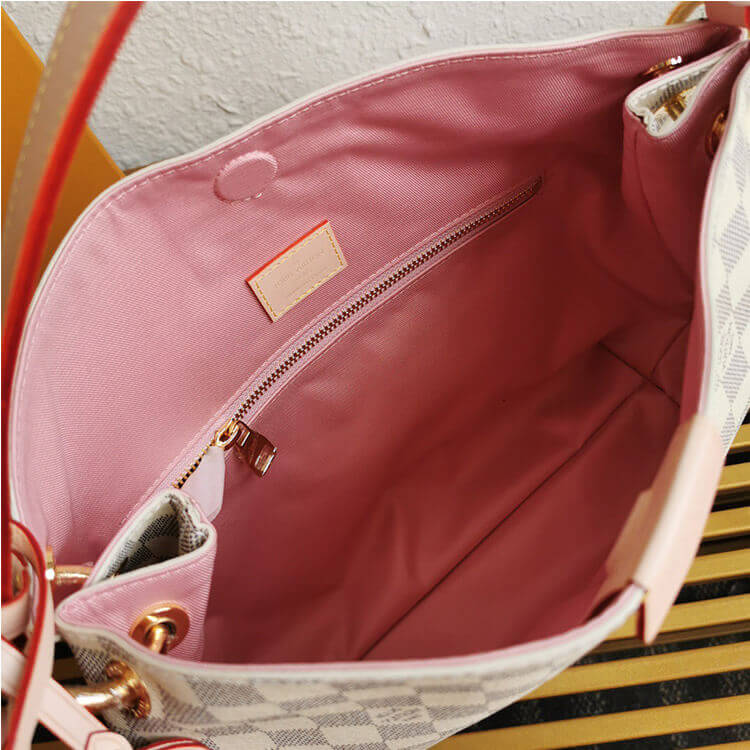 Replica-LV-Graceful-PM-N42249-6.jpg