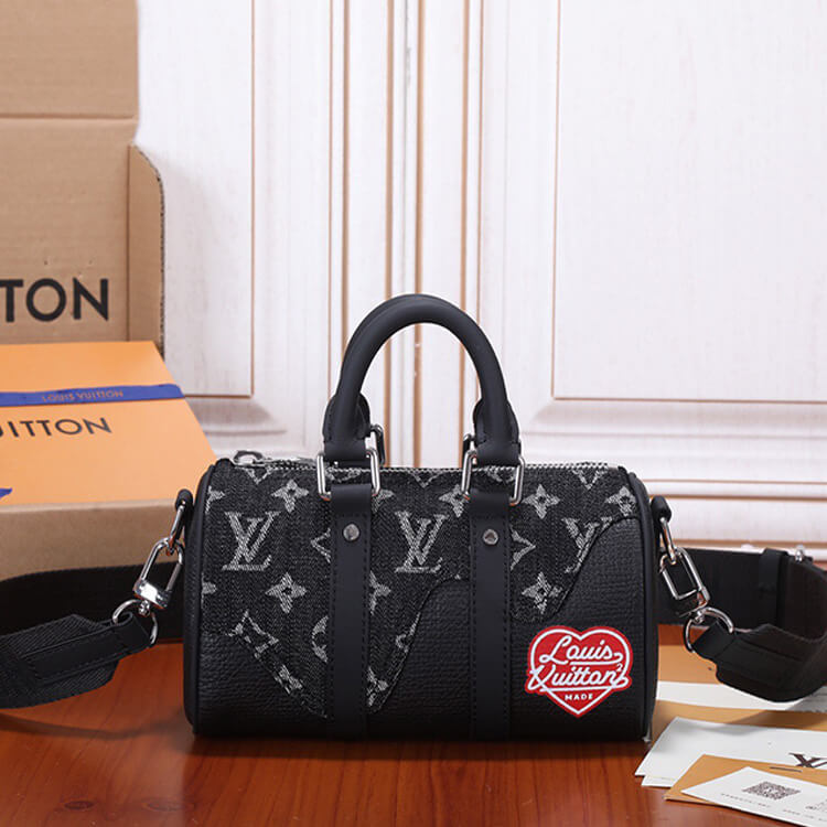 Replica-LV-Keepall-XS-M81010-2.jpg