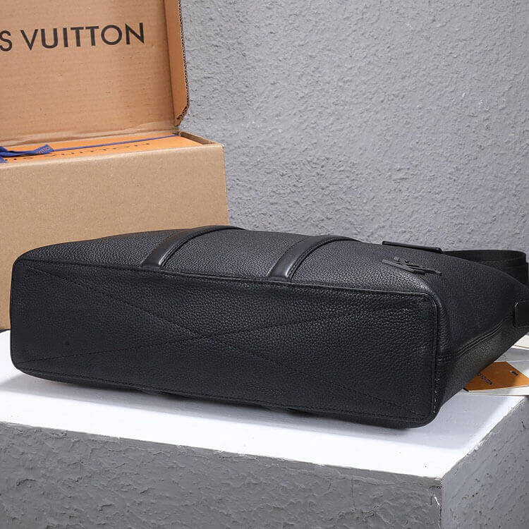Replica-LV-Lock-It-Tote-M59158-5.jpg