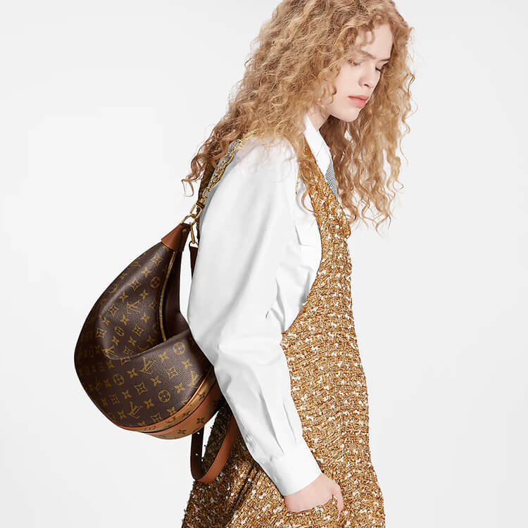 Replica-LV-Loop-Hobo-M46311-8.jpg