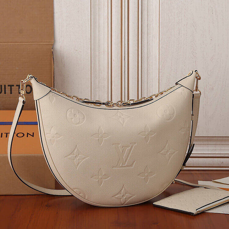 Replica-LV-Loop-Hobo-M467394.jpg