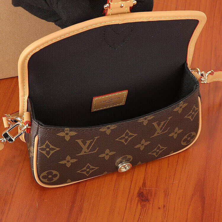 Replica-LV-Nano-Diane-M83298-6.jpg
