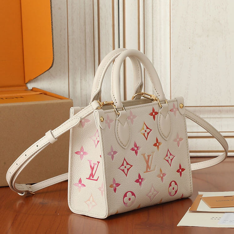 Replica-LV-OnTheGo-BB-M47115-3.jpg