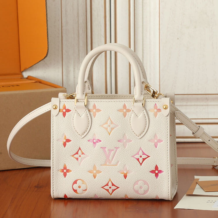 Replica-LV-OnTheGo-BB-M47115-4.jpg