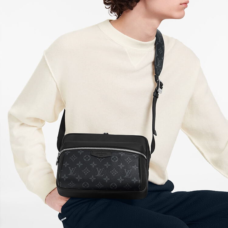 Replica-LV-Outdoor-Messenger-M30233-6.jpg