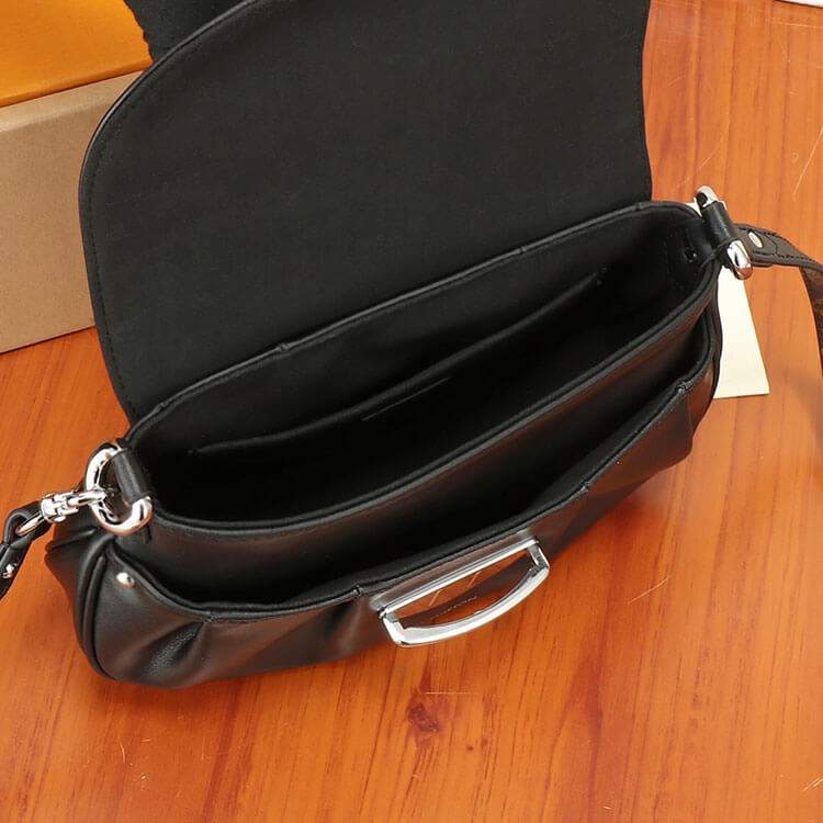 Replica-LV-Sunset-Vibe-M12192-6.jpg
