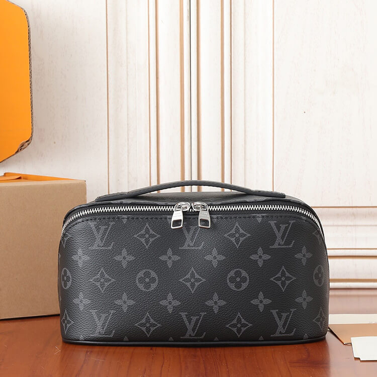 Replica-LV-Toiletry-Bag-M11508-2.jpg