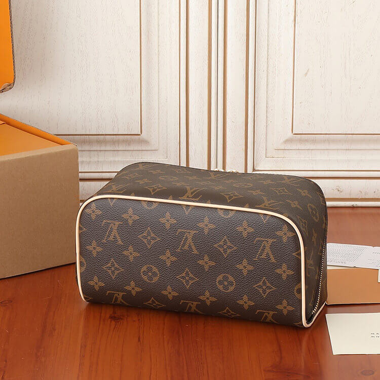 Replica-LV-Toiletry-Bag-M11750-5.jpg