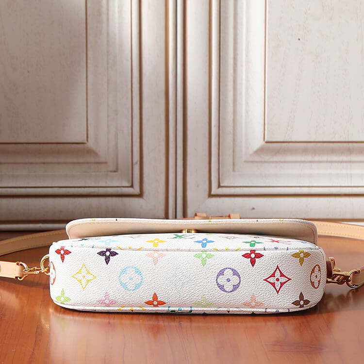 Replica-LV-x-TM-Wallet-On-Chain-Ivy-M27492-5.jpg